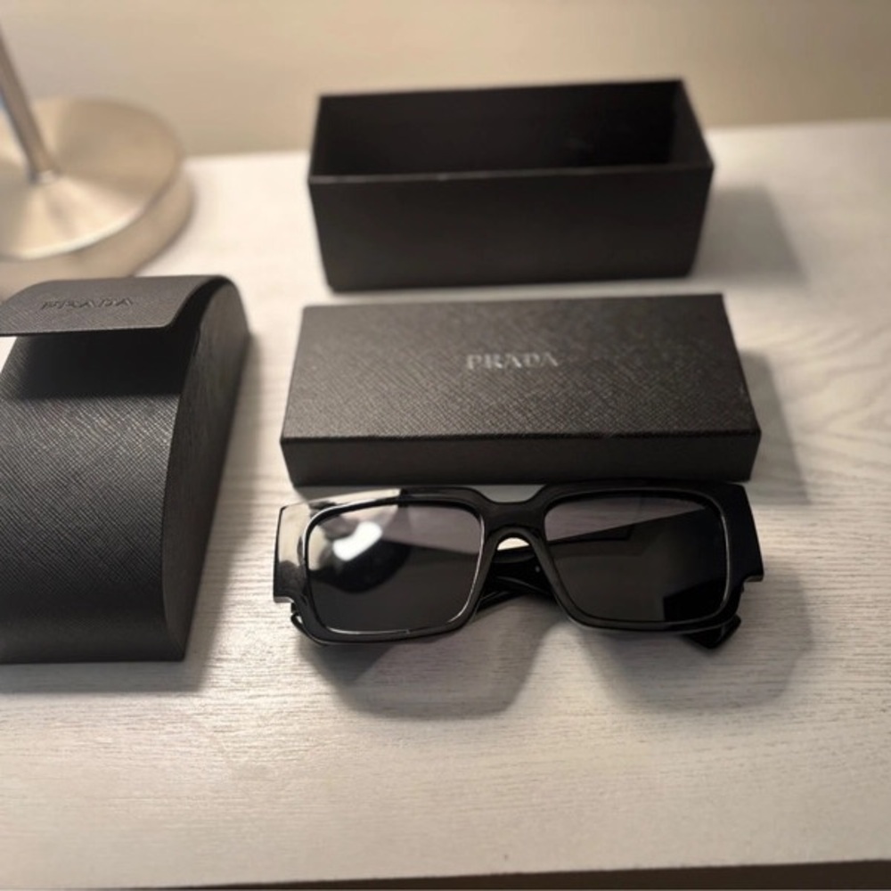 Louis Vuitton Monogram Aviator Sunglasses
